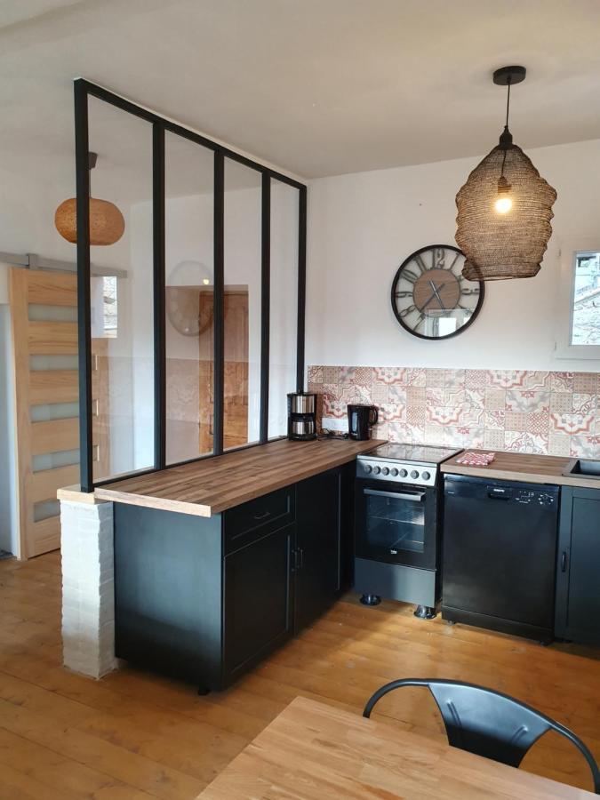 Appartement Au Coeur De Sartene Bagian luar foto
