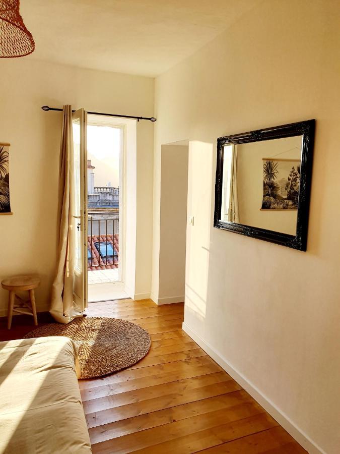 Appartement Au Coeur De Sartene Bagian luar foto